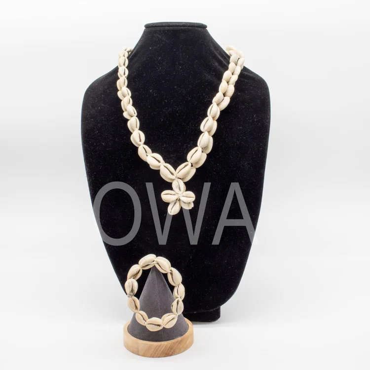 Aje Necklace With Bracelet